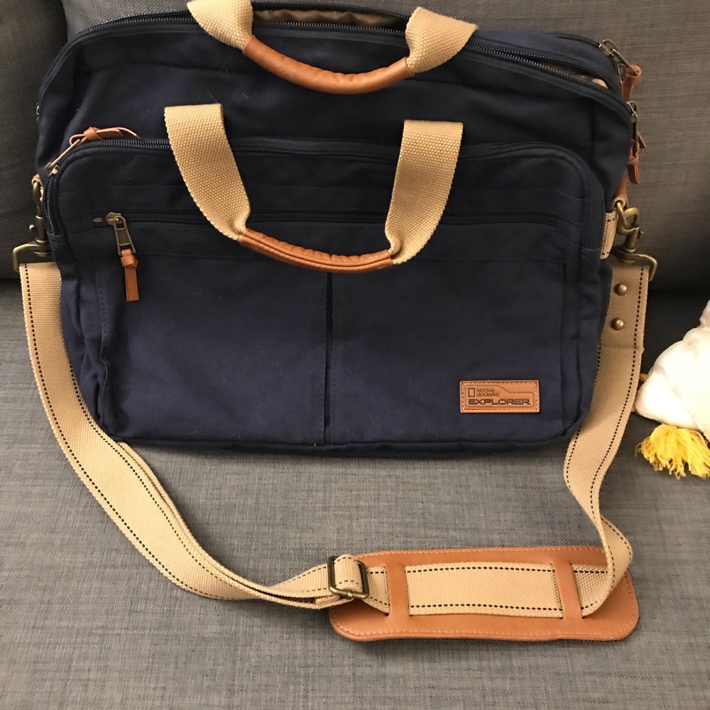 National Geographic Explorer bag
